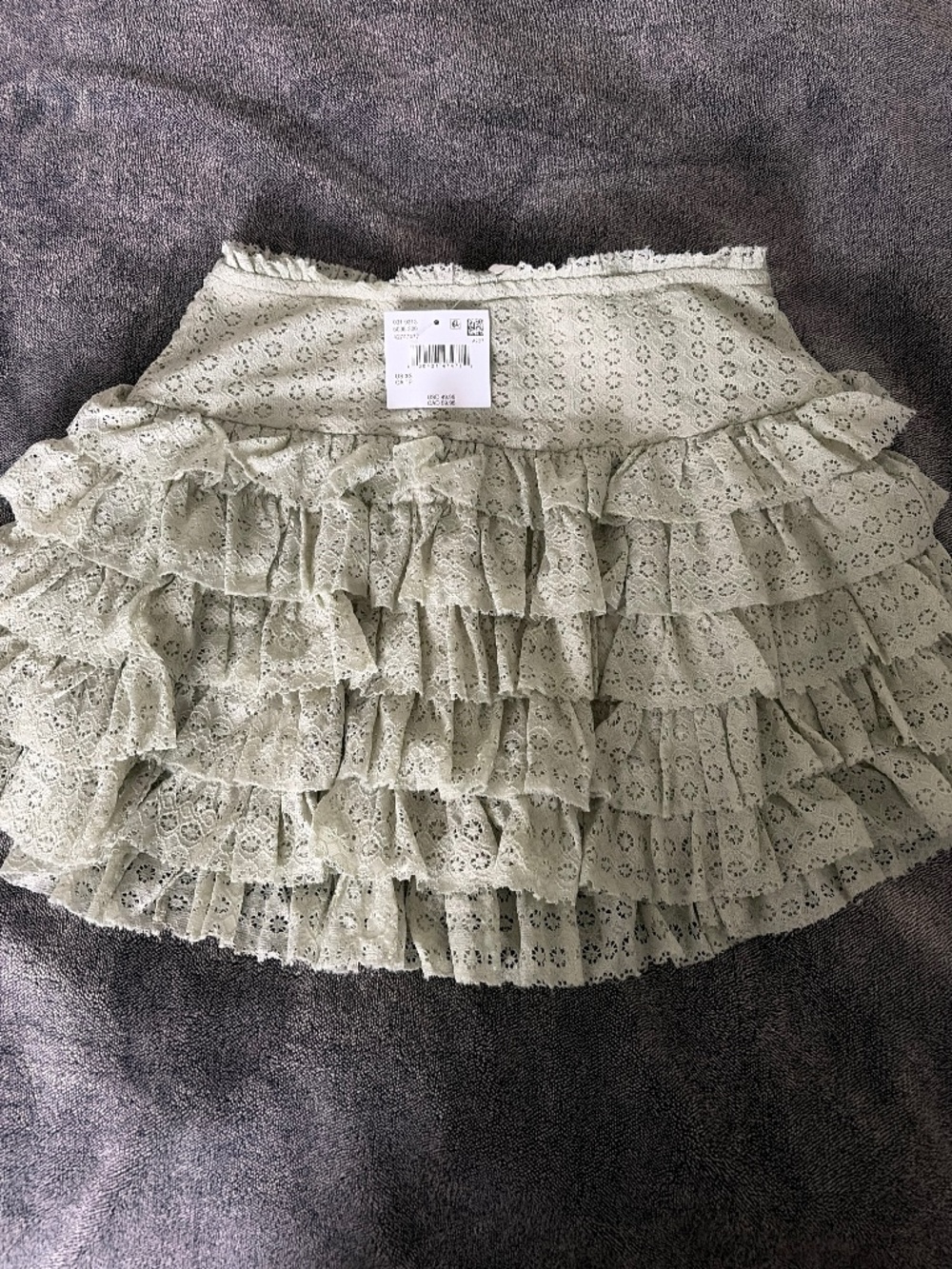 American Eagle NWT sage green lace skirt size xs